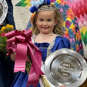 Meet your Posher, Brooke